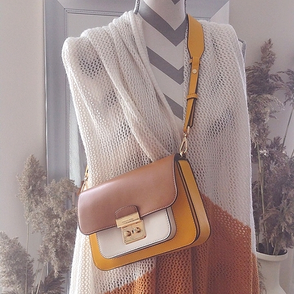 Michael Kors Sloan Editor Color Block Leather bag - Picture 8 of 12